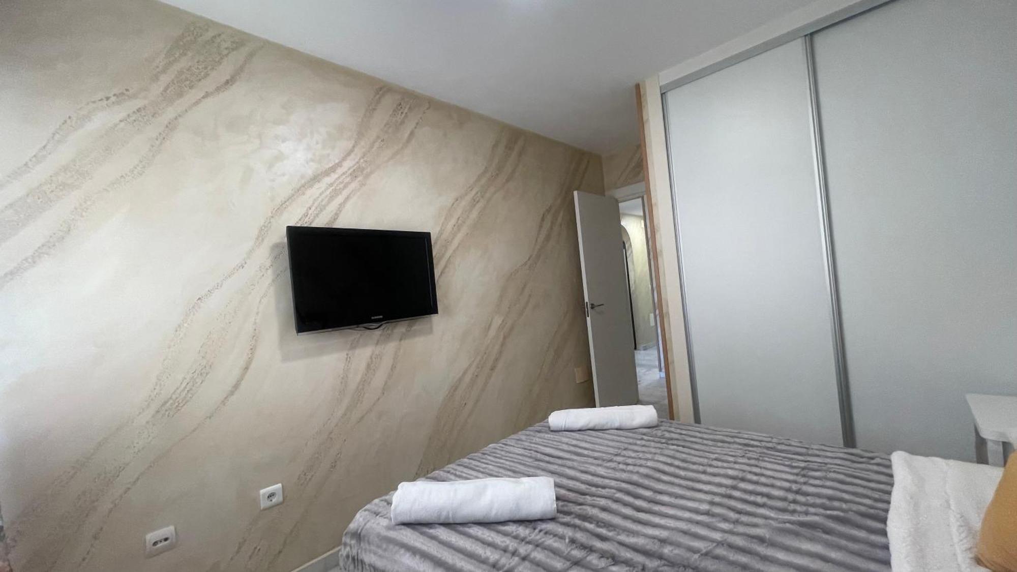 Apartamento Con Vista A La Piscina Apartment Benalmádena Exterior foto