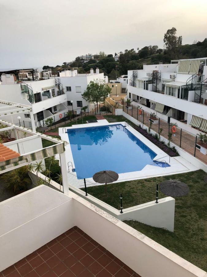 Apartamento Con Vista A La Piscina Apartment Benalmádena Exterior foto